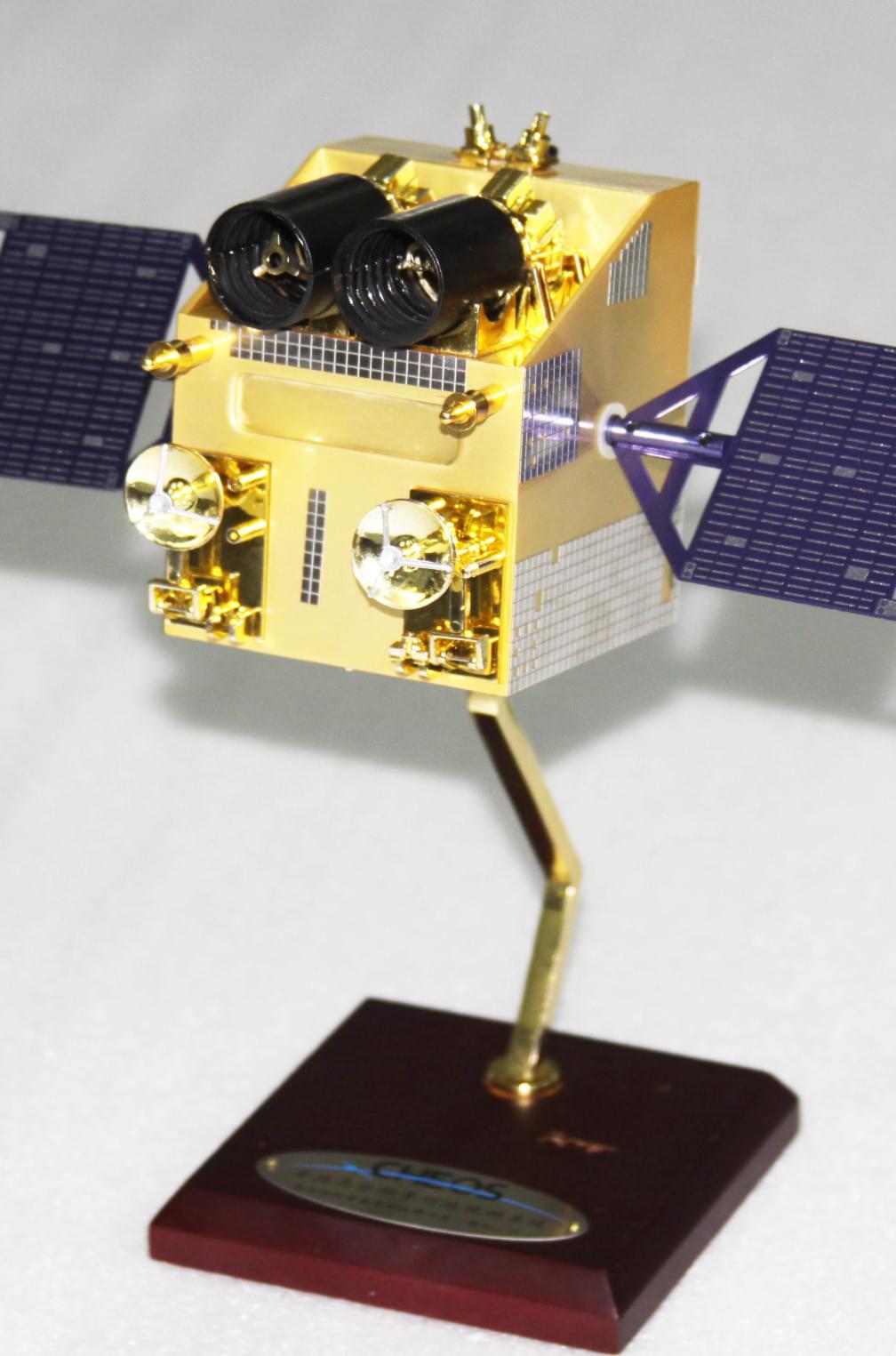 高分二号卫星模型