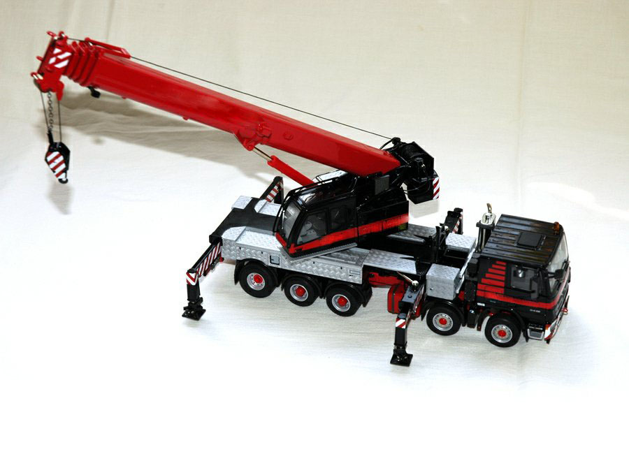 重型吊车工程车模型 重型吊车工程车模型