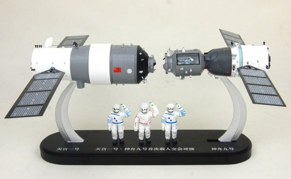 神舟天宫对接模型